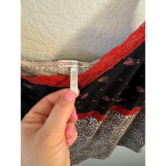 PJ Salvage Cami-cheetah print and roses size xl - Picture 3 of 4